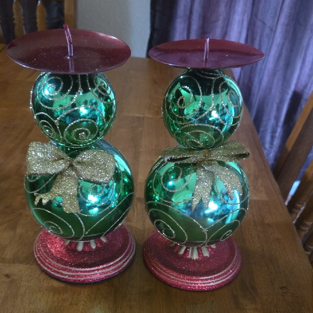 Festive Green and Red Holiday Candle Holders